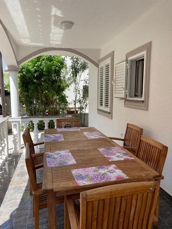 Apartmani Ira Vir Extérieur photo