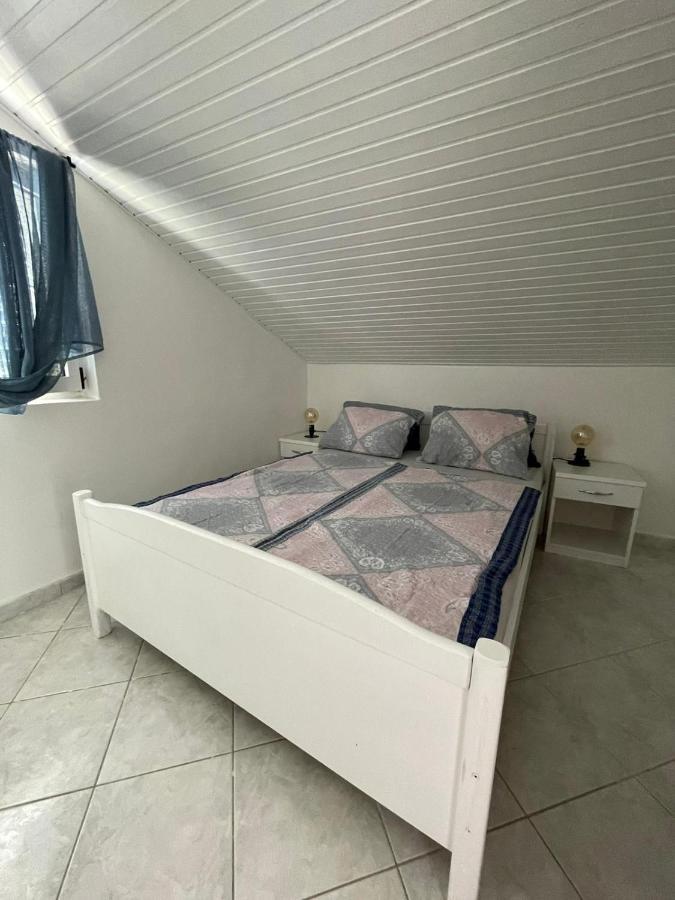 Apartmani Ira Vir Extérieur photo