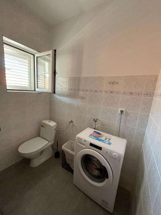 Apartmani Ira Vir Extérieur photo