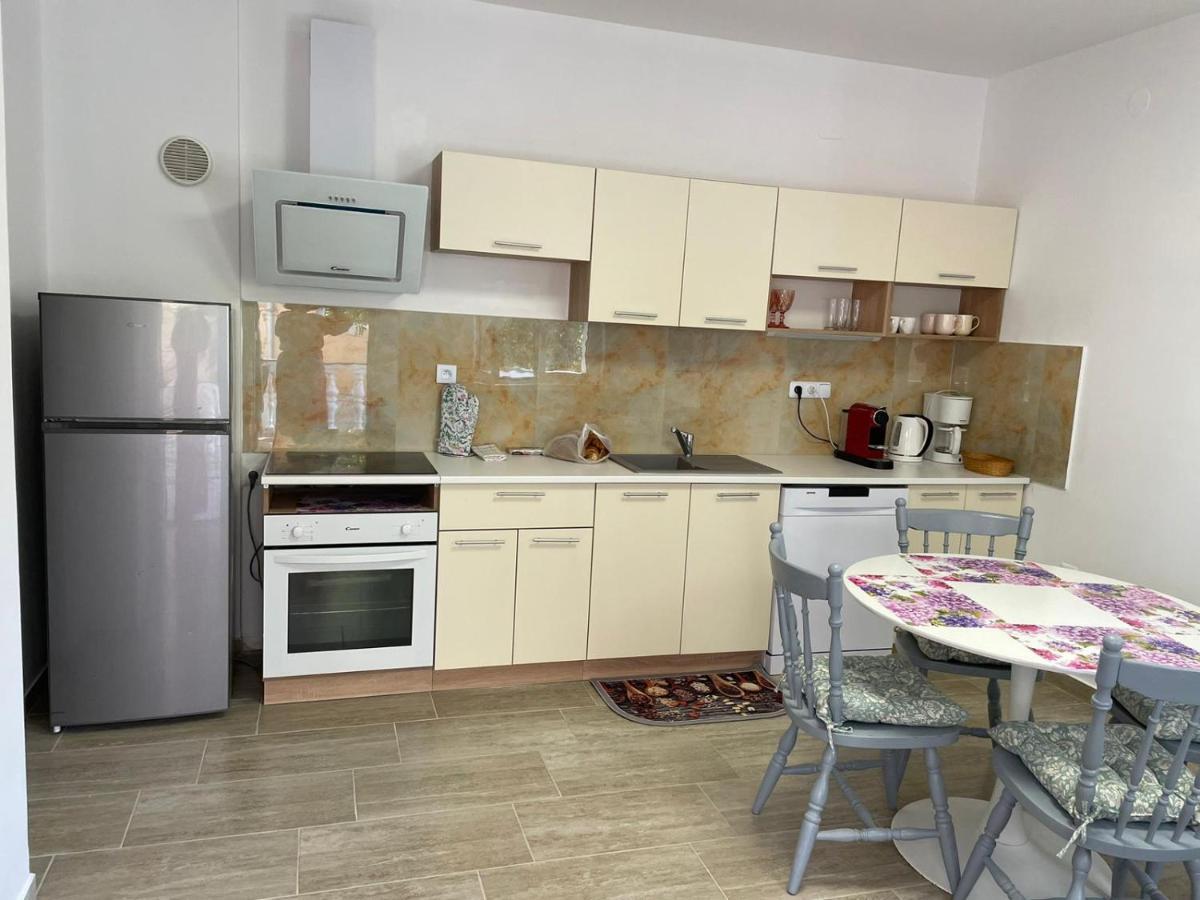 Apartmani Ira Vir Extérieur photo