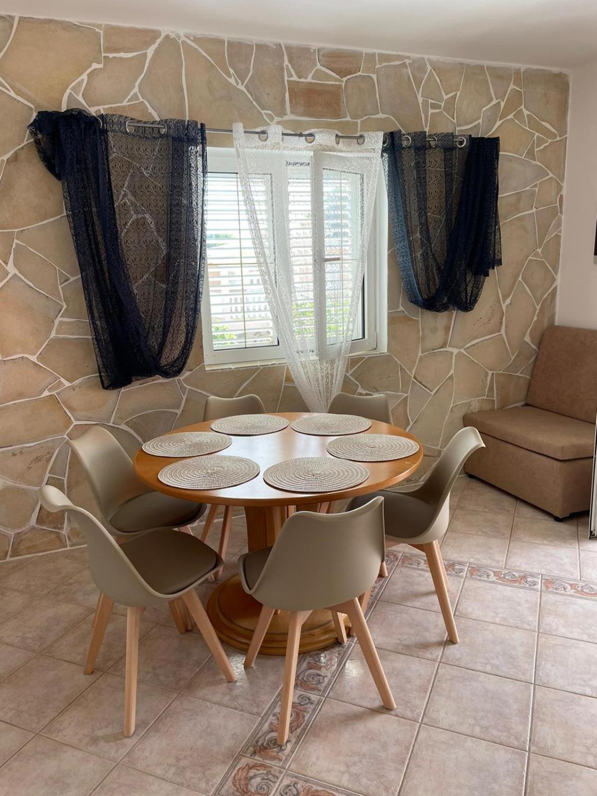 Apartmani Ira Vir Chambre photo